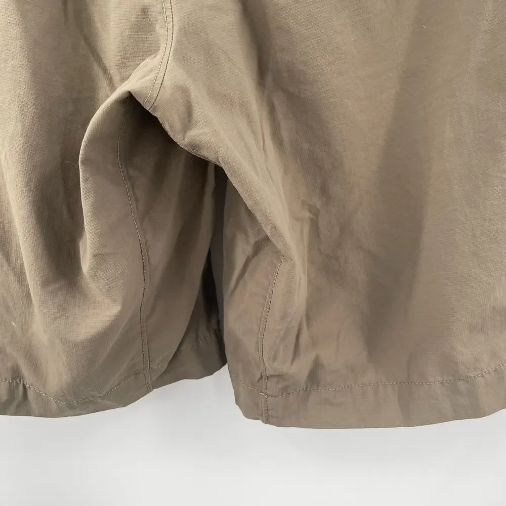 THE NORTH FACE Shorts Size 36 Green Athletic Hiking Outdoor Lightweight Pockets